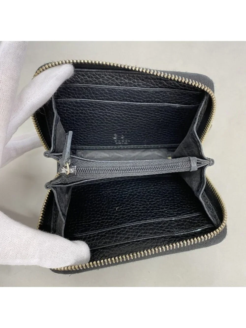 Gucci Coin Case Soho Leather Black Champagne Gold - Picture 3 of 9